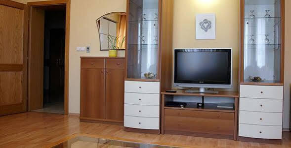 Hotel Dream Трнава Екстер'єр фото